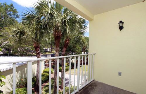 Lagoon front 2BR condo overlooking the golf course - Foto 16