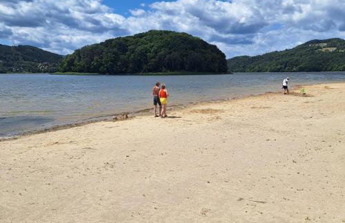 Dom wakacyjny u Beaty nad Jeziorem Rożnowskim - Foto 34