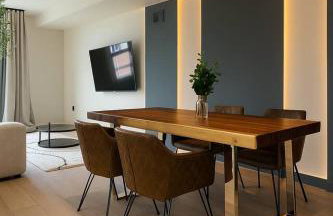 3 KING beds Free Parking Modern Luxe Escape - Photo 2