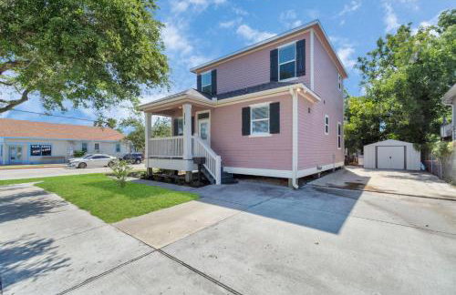 Summer Bliss 3BR Home, Walk to Beach Master Suite Sleeps 9 - Foto 54