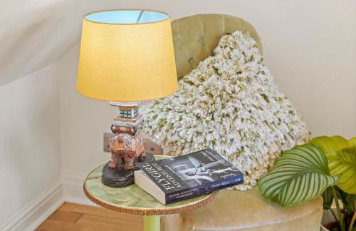 3 Bedroom Mews Home - Clapham Common - Free Private Parking - Sleeps 5 - Newly Refurbished - Sweetpea & Pillow Properties - Foto 19