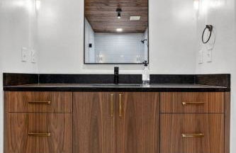 The Luxe House | Upscale Cabin w/ Hot Tub & Fire Pit! - Foto 39