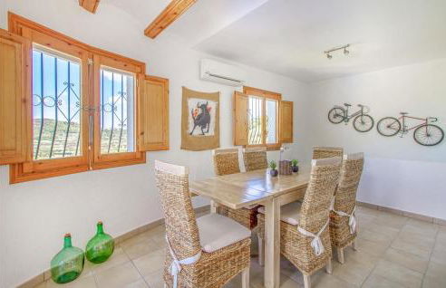 Awesome Home In Pedreguer With Kitchen - Foto 4