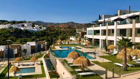 Modern garden apartment by Cabopino golf - Photo 1