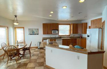 Spacious 5 BR on the Ranch - Foto 18