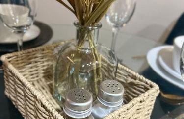 Spacious Central Manchester Apartment - Next To AO Arena & Picadilly Station - Local Attractions - Free Parking - Foto 12