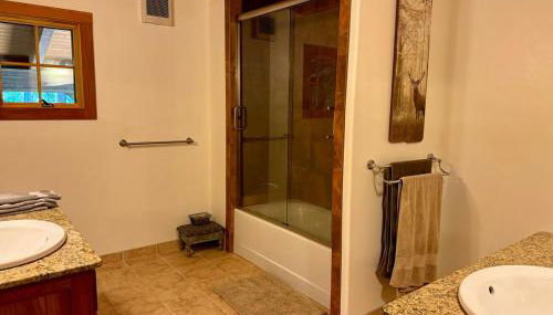 Cedar Valley Lodge - Foto 5