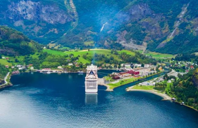Bergen to Flam "The King of Fjords" One-Way or Round-Trip Cruise Ticket - Photo 3