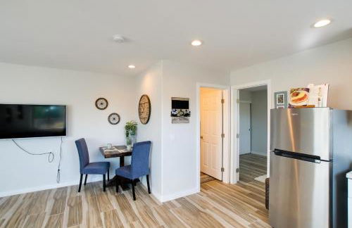 Poolside Relaxation Couples Retreat in Peoria! - Foto 12