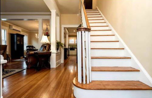 Historic Row Home 1 Block from Gate 1 at USNA - Foto 19