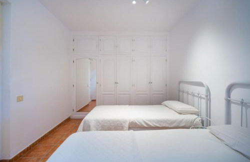 FABULOUS BUNGALOW , WIFI, SWIMMING POOL AND BEACH - Foto 27