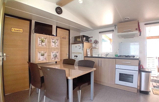 Swanky Mobile Home in Saint Jean de Monts Near Seabeach - Foto 40