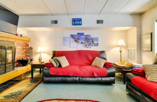 1 Mi to Big Boulder Lakefront Unit with Pool Access - Foto 5