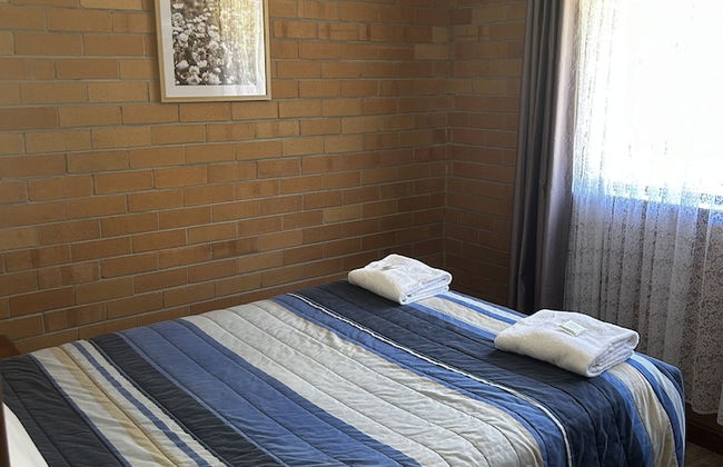 Emu Beach Chalets - Photo 5