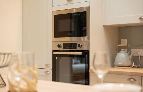 The Swallows Nest - Photo 27