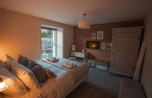 The Jodrell Luxury Suites - Photo 4