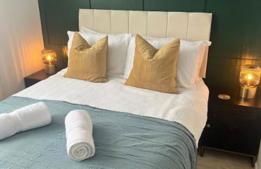 A Modern Classic 2 bed apartment by Graves Park - Foto 18