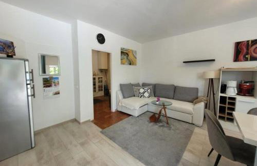 Apartment für 4 Personen mit Jacuzzi und Pool - Foto 9