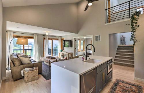 Evergreen Mountain Duplex with Trail Access! - Foto 4