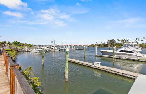 Outriggers 18- Happy Daze - Foto 75