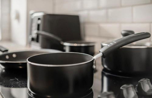 Modern 2BR Flat-Terrace-Free Parking-Rail Station - Foto 13