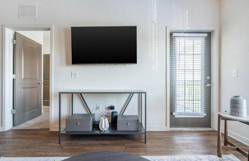 Landing Spectacular 1BD Pool Courtyard - Foto 9