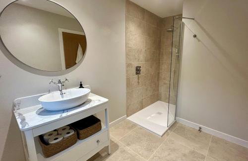 Torran Cottage, Lochside Home near Skye - Foto 11