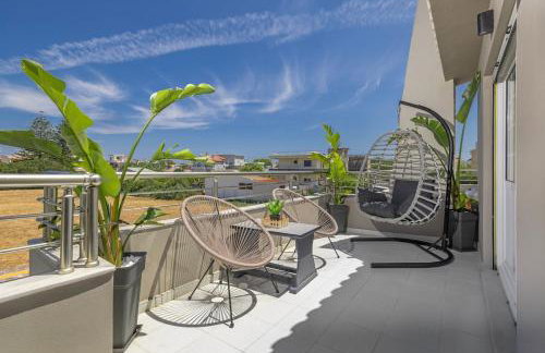 Coral Paradise Luxury Modern Family Villa with Jacuzzi, Pool View & Parking in Rhodes Island - Foto 9
