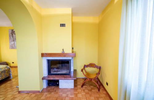 Lakeside Mansion With Pool - Foto 34