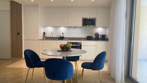 Elegant apartment close to Croisette and Palais de Festival with garage - Foto 5
