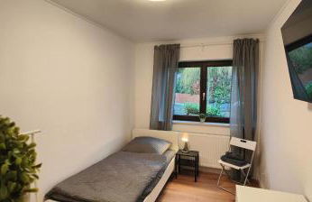 Voll-Ausgestatte Wohnung mit Balkon - Foto 6