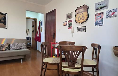 Estadia Tri - Ótima Localização, Confortável e com Garagem - Foto 14