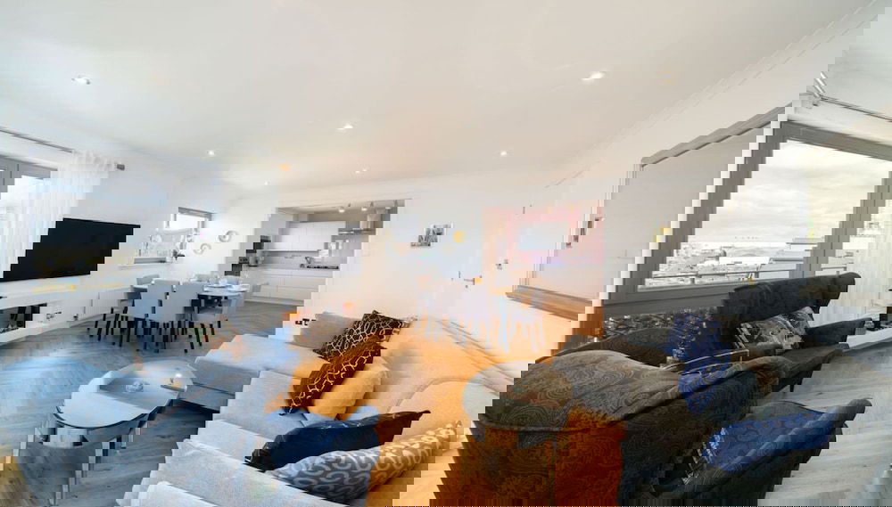 Twin Bridges - Quayside Penthouse - Photo 1, Room