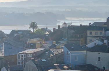 MODERNO PISO CON LA MEJOR TERRAZA DE RIBADEO Y VISTAS MARAVILLOSAS - Foto 31