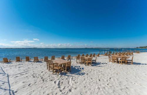 Luxury Waterfront Cabin 8 - Foto 25