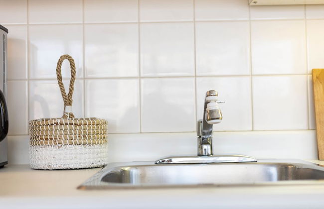 Corner Suite - Yonge & Bloor - Foto 13