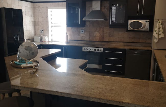 208 Coral Reef - Photo 5