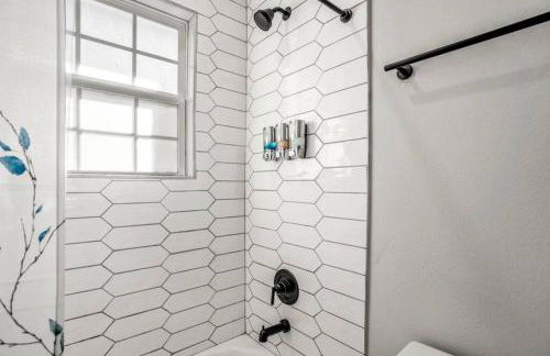 Pythagoras Place at East End Revitalized - Foto 30