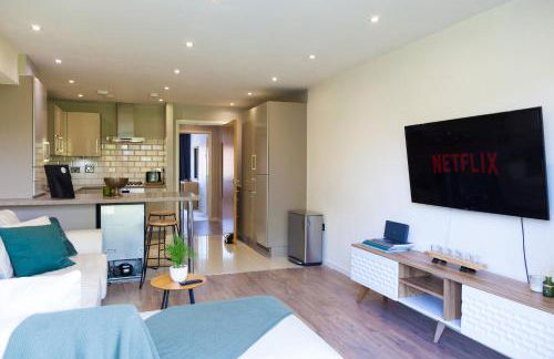 Balcony View, Fitzroy Court, 2 Bed Apartment, 2 Bathroom - High Wycombe - Foto 6