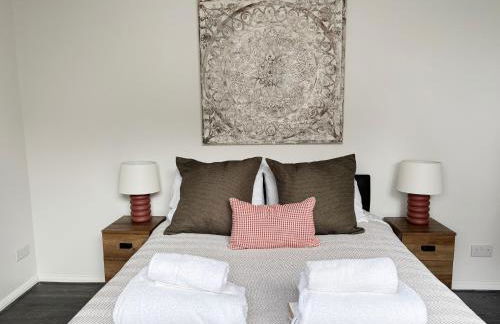 Cozy Hideaway With Hot Tub & Sauna Sleeps 7 - Foto 16