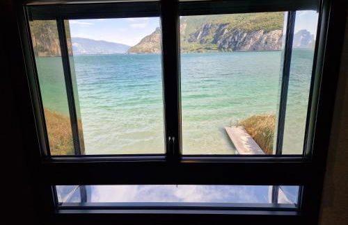 Villa pieds dans l'eau du Lac du Bourget - Foto 15