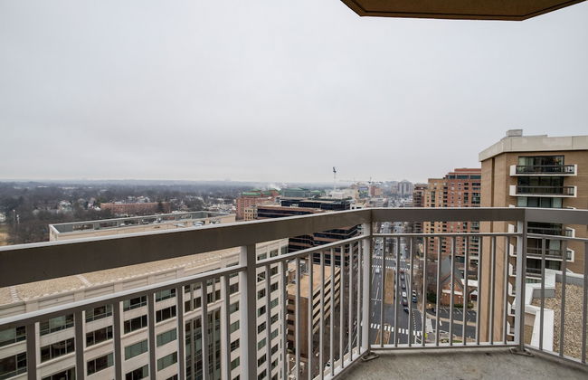 Fantastic Apt with City View at Ballston - Foto 53