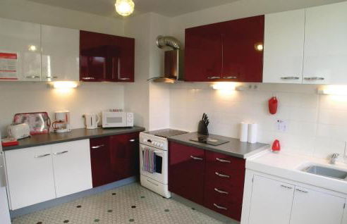 Awesome Home In Peyrat Le Château - Foto 10