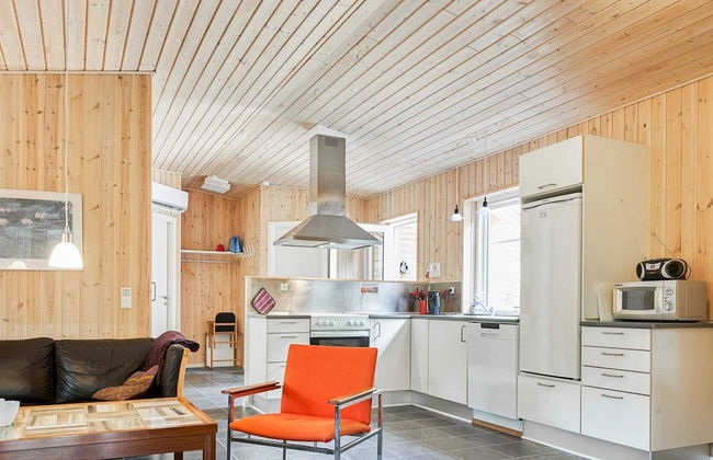 6 Person Holiday Home in Thyholm - Foto 12