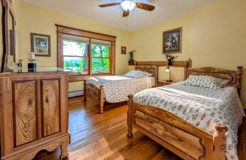 On-Site Trails Rock River Retreat in Jefferson! - Photo 4