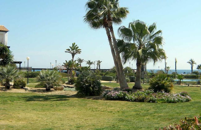 VenAVera C10A - Ground floor Garden 3Bedrooms/2Baths Beachfront, WIFI - Foto 26