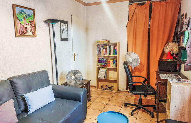 3 bedroom House in Solliès-Pont with private pool and garden - Photo 28