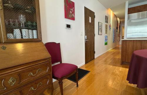 Large and Luxurious in Strivers Row - Photo 15