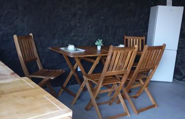 Basaltic House Pedreira - Photo 3