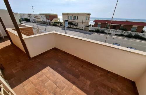 Sea & Beach front house Marina di Ardea - Foto 2